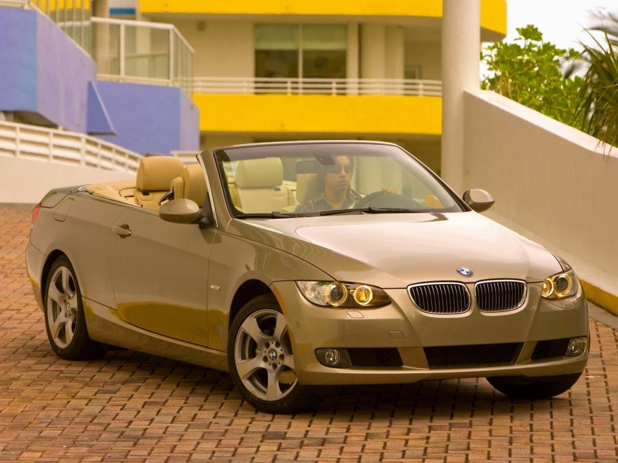  BMW 328i Convertible 2007 года  (US) (фото 6 из 7)